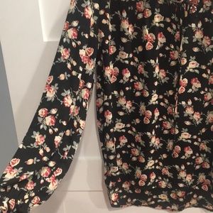 Pleione floral blouse size S